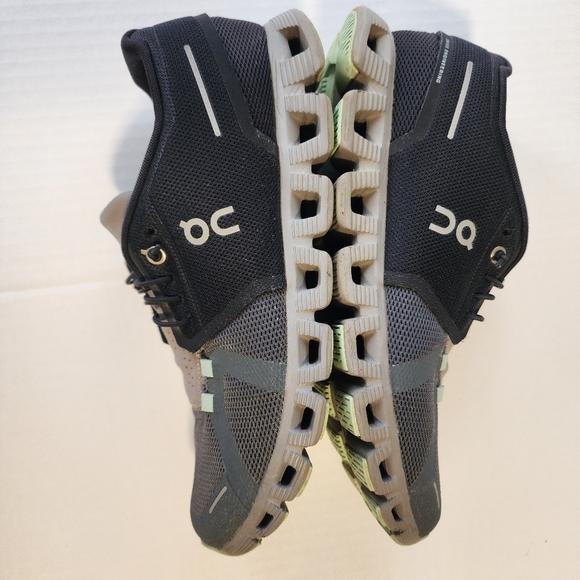 ON Running Cloud 5, Black Lead, Women Size 11 - Picture 8 of 16